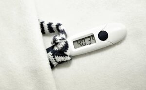 小陰唇の黒ずみを改善するための具体的な方法は？