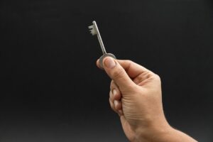 小陰唇手術のモニターによる安全性はどのように確認されるのか？